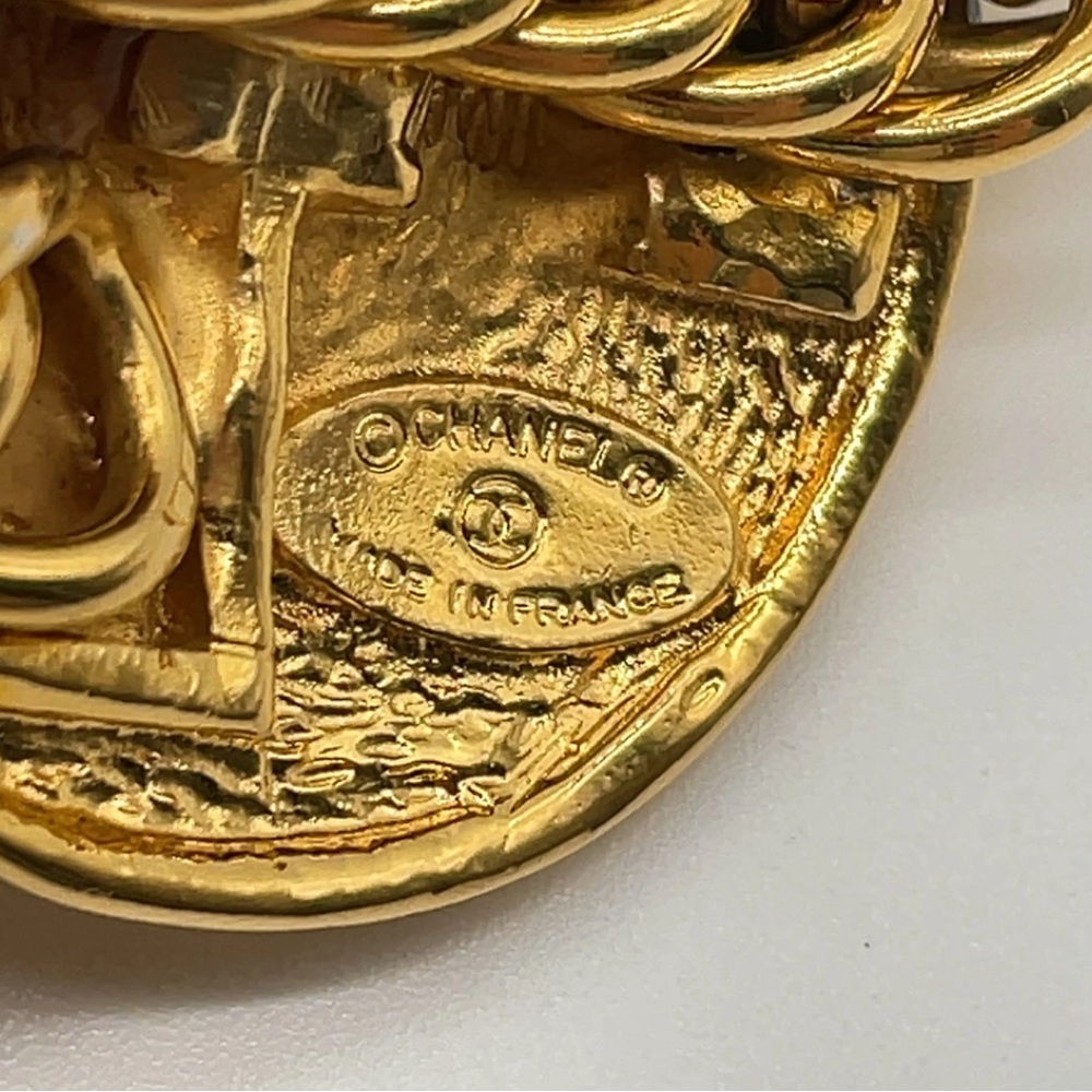 Chanel 31 Rue Cambon Coco Medallion 2 Belt/ Necklace 24karat GD plated W/ Box - Picture 7 of 11